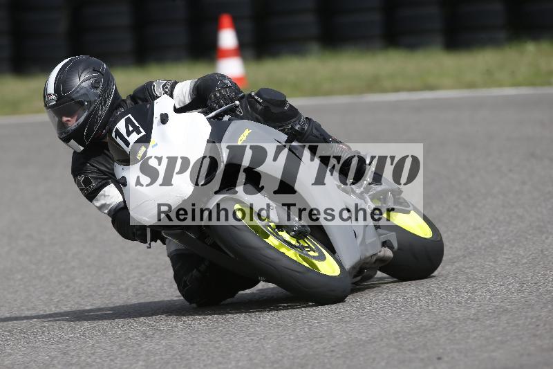 /Archiv-2023/53 31.07.2023 Dunlop Ride und Test Day ADR/Gruppe gelb/14